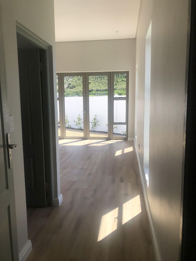 To Let 2 Bedroom Property for Rent in Vermont Western Cape